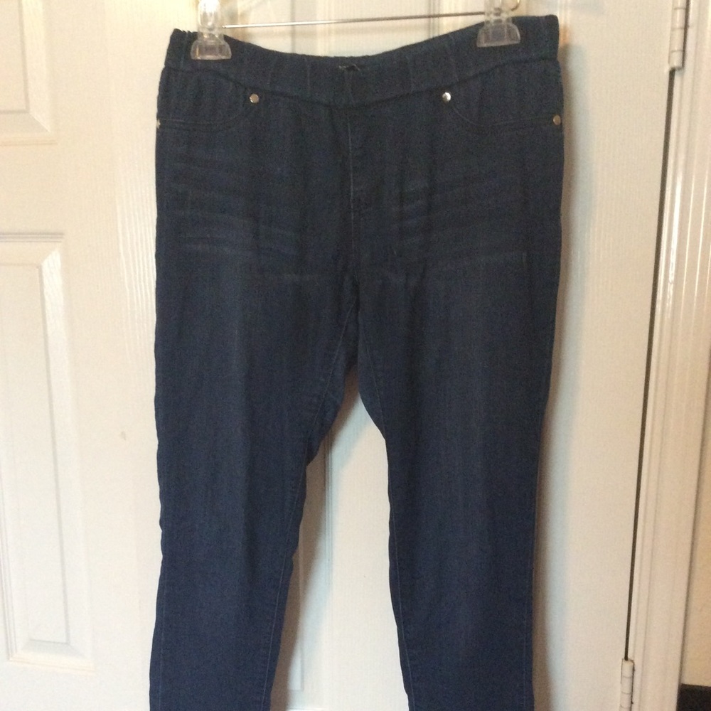Bebe straight leg stretch jeans